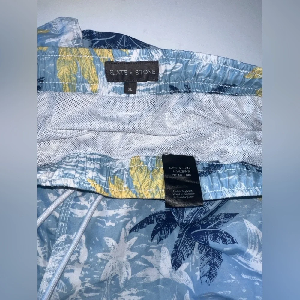 Slate & Stone Blue Tropical Novelty Print Swim‎ Trunks Size XL